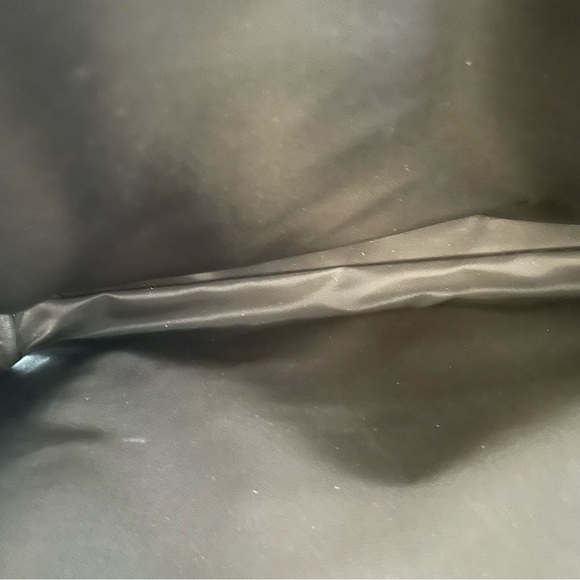 Lodi’s Black Leather Slim Computer Briefcase - Picture 13 of 14